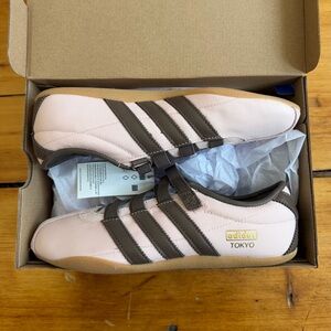 adidas Tokyo Mary Jane Sneakers in Light Pink / Brown Womens 8 NEW